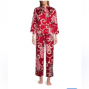 Natori Pajamas